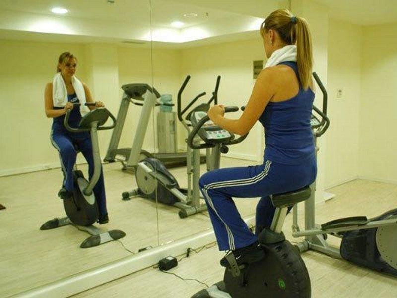 Hotel Karpos Skopje Luaran gambar
